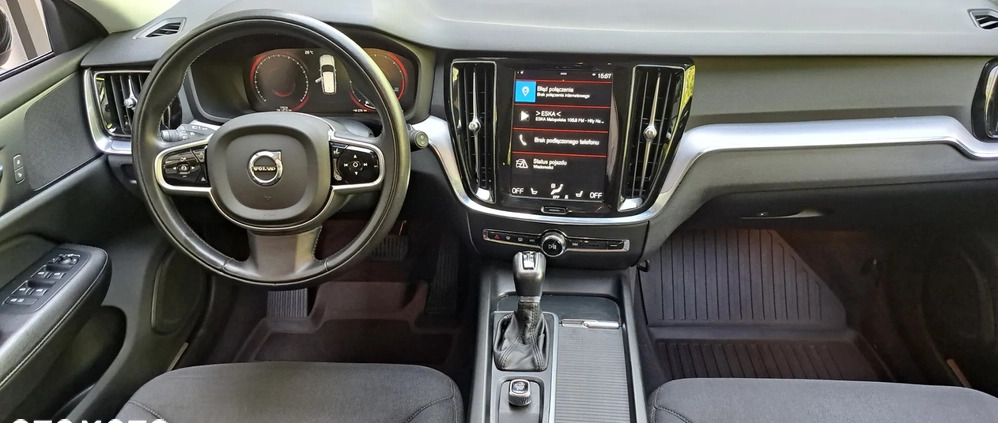 Volvo V60 cena 104550 przebieg: 77000, rok produkcji 2019 z Węgliniec małe 781